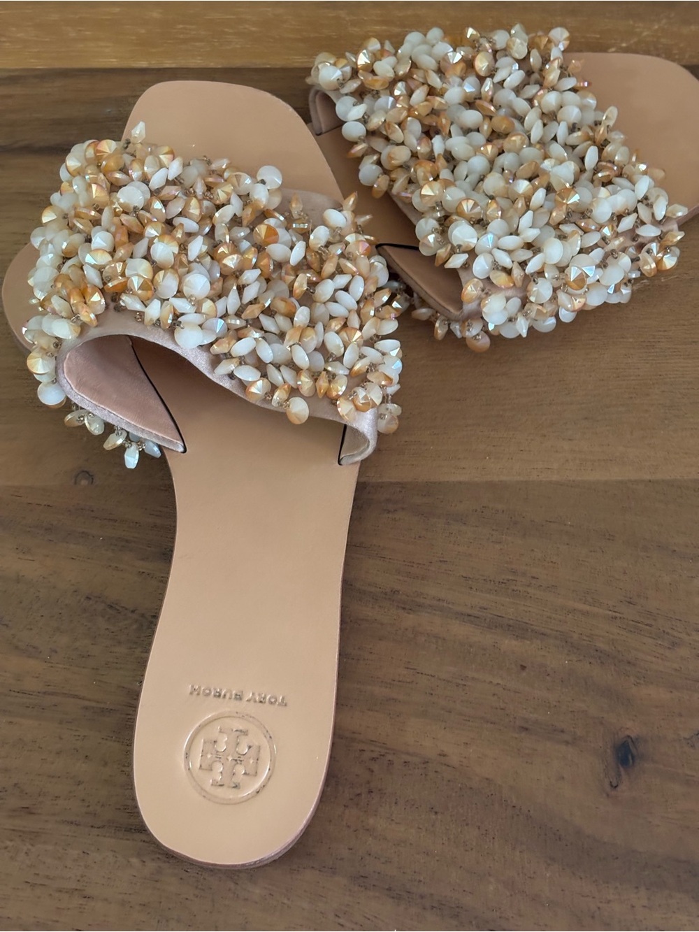 Tory Burch beaded sandals - Picture 4 of 8